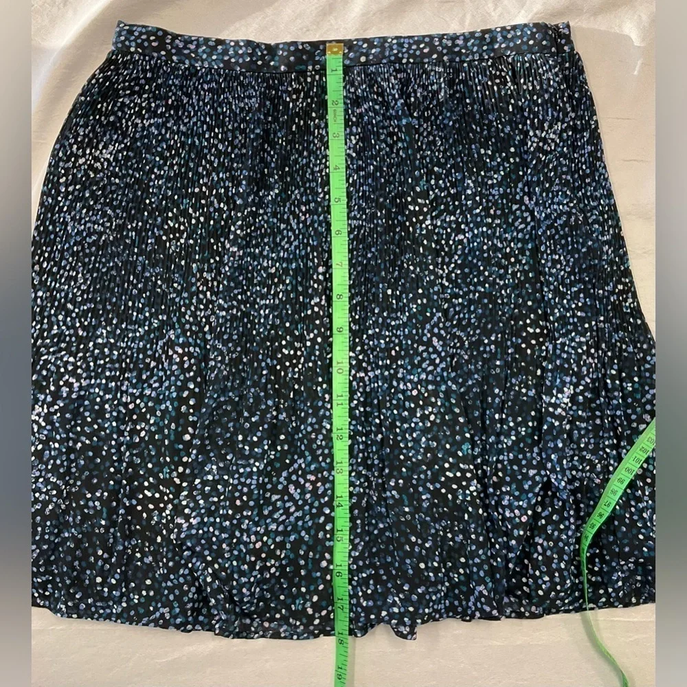 Banana Republic Navy Polka Dot Plisse Mini Skirt Lined Size 4